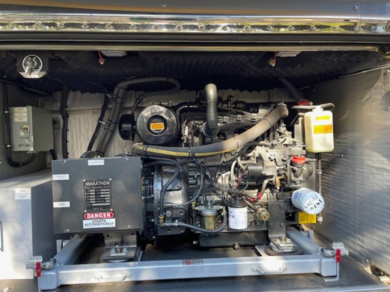 A photo of this 1999 Marathon PREVOST XL45