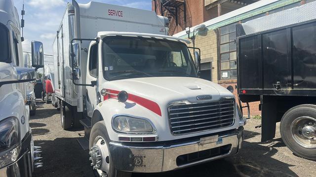 2014 FREIGHTLINER BUSINESS CLASS M2 106 in Fredericksburg, VA