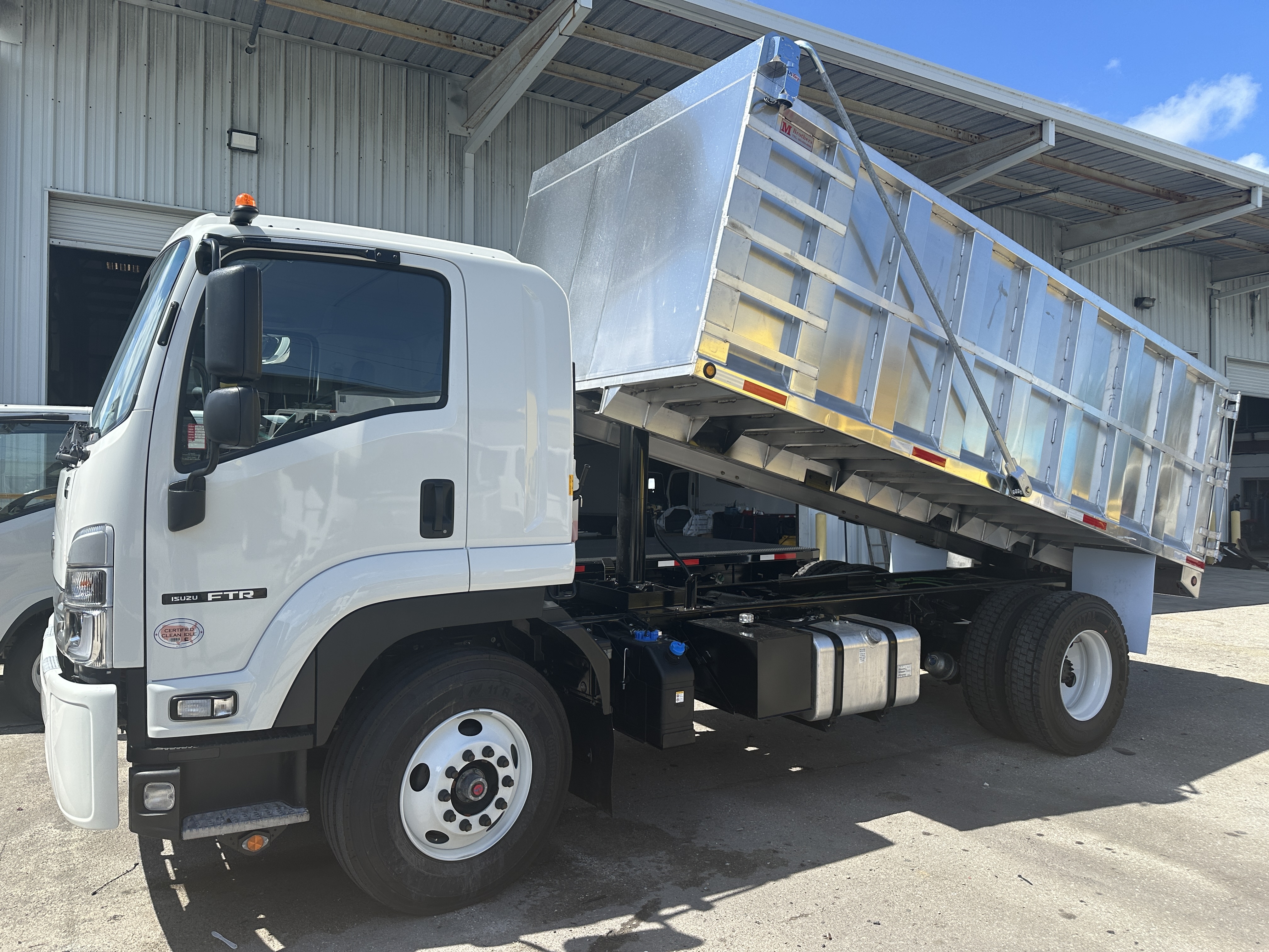 Isuzu Class 6 Dump Truck For Sale - Commercial Truck Trader
