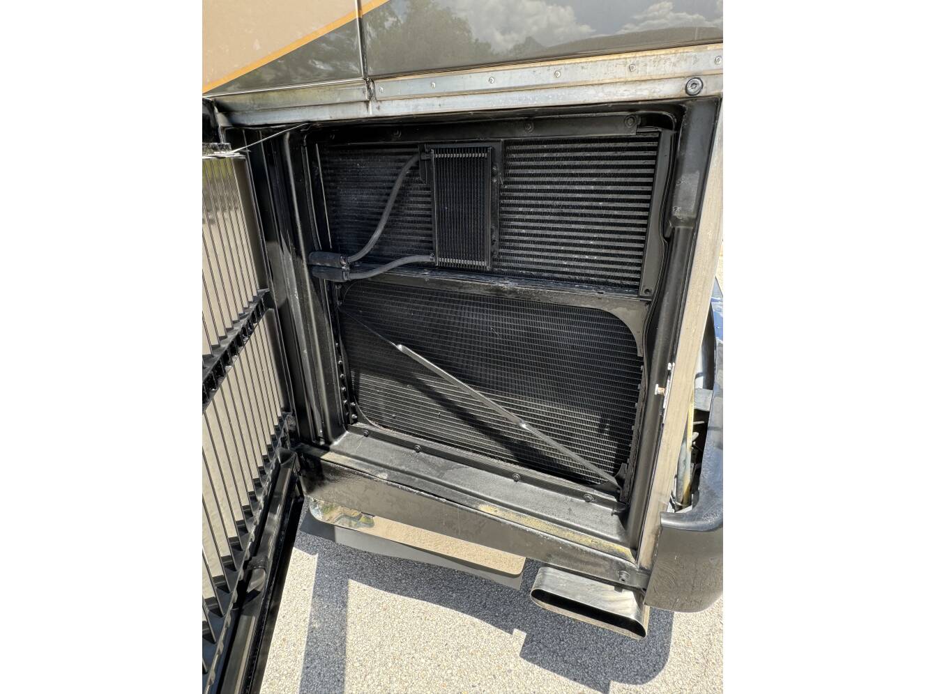 A photo of this 2000 Prevost LIBERTY 
