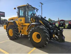 2020 JCB 427 AGRI
