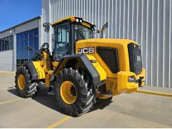 2020 JCB 427 AGRI