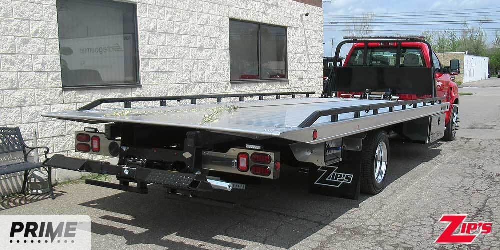 2023 CHEVROLET SILVERADO 6500HD in New Hampton, IA