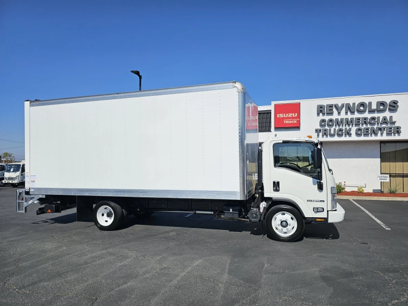 2024 ISUZU NPR HD GAS