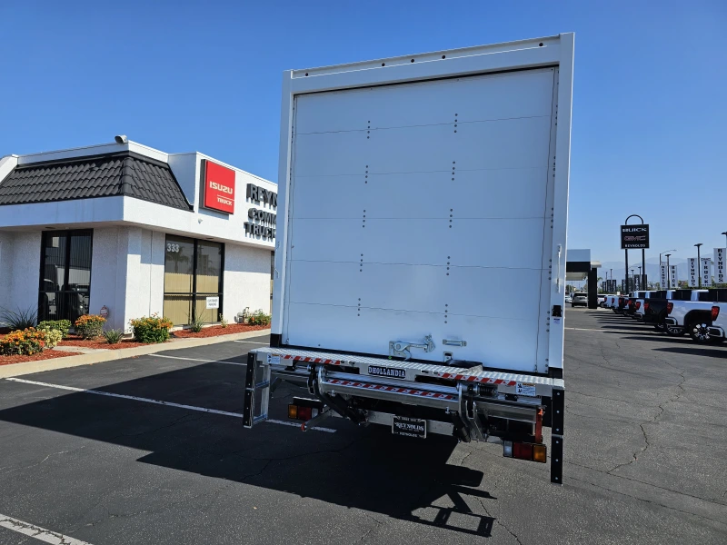 2024 ISUZU NPR HD GAS