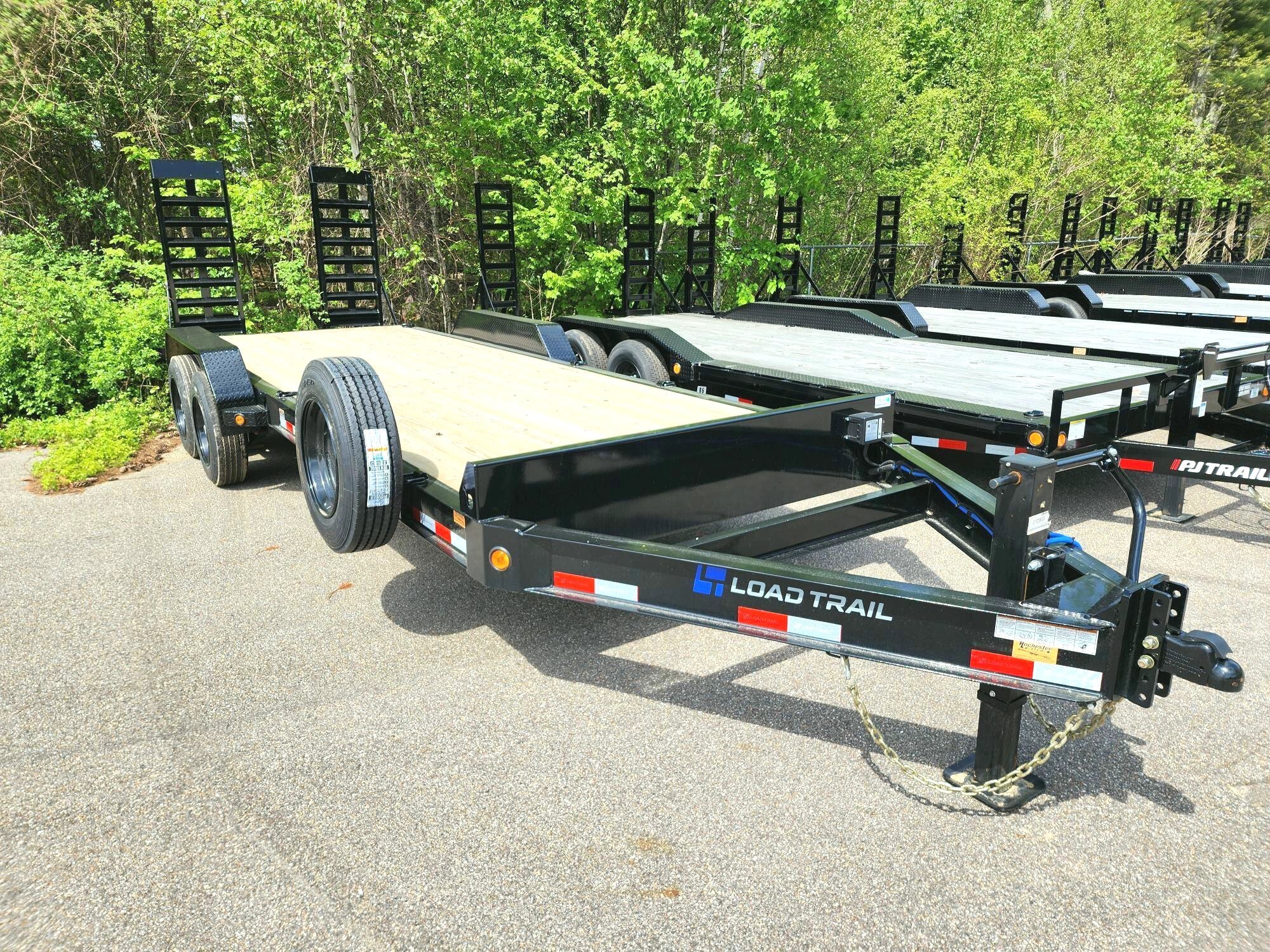 2024 LOAD TRAIL EQUIPMENT 20' DECK 2' DOVETAIL in Portsmouth, NH