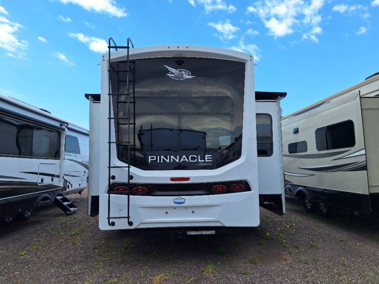 A photo of this 2024 Jayco Pinnacle 36SSWS