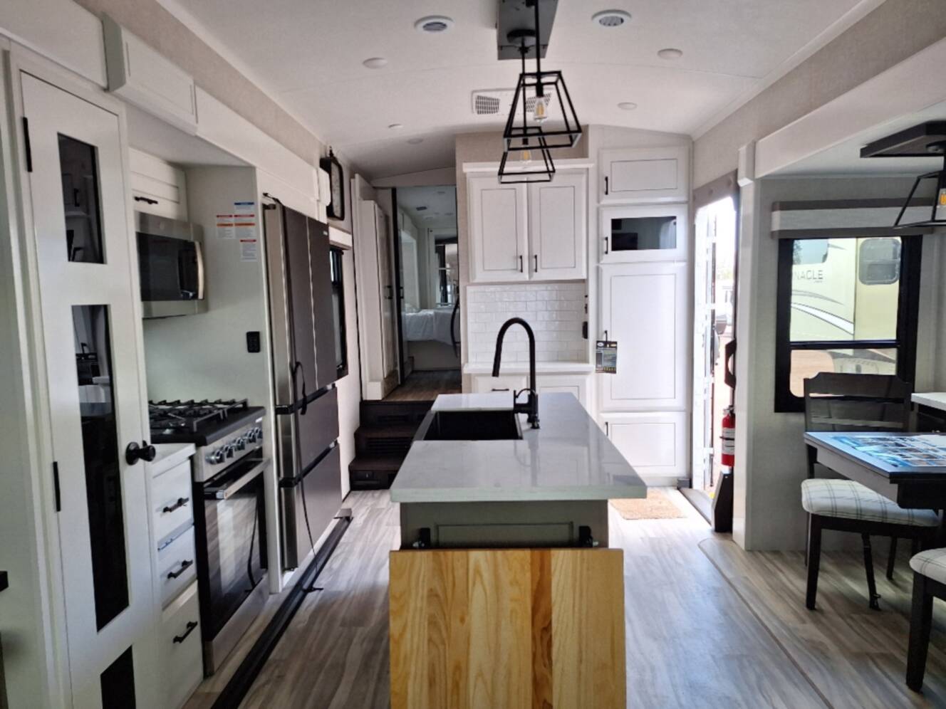 A photo of this 2024 Jayco Pinnacle 36SSWS