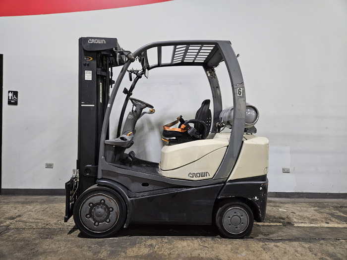 2014 CROWN C5 in Cary, IL