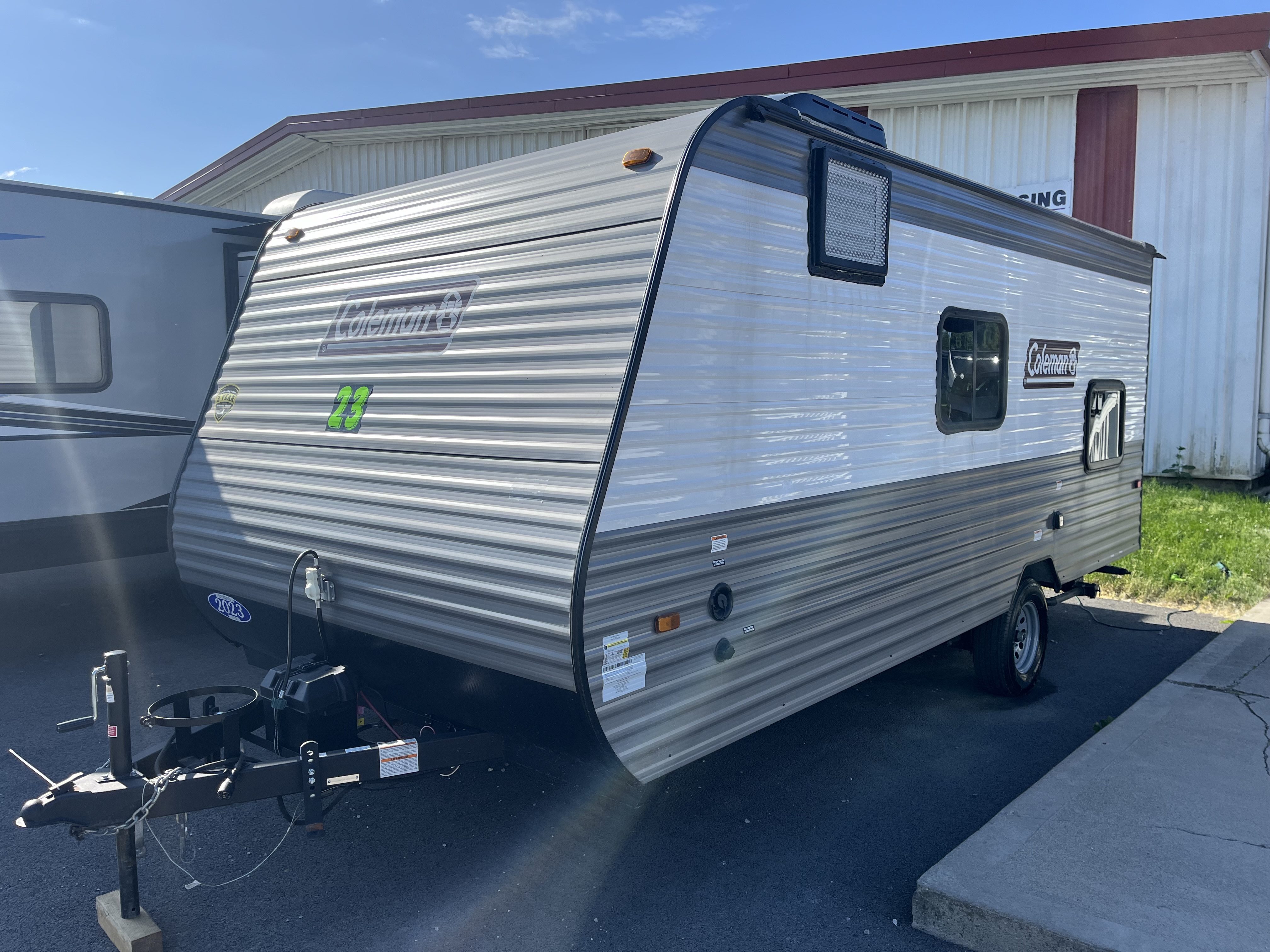 Used 2023 Dutchmen Coleman 17B For Sale in Findlay, OH