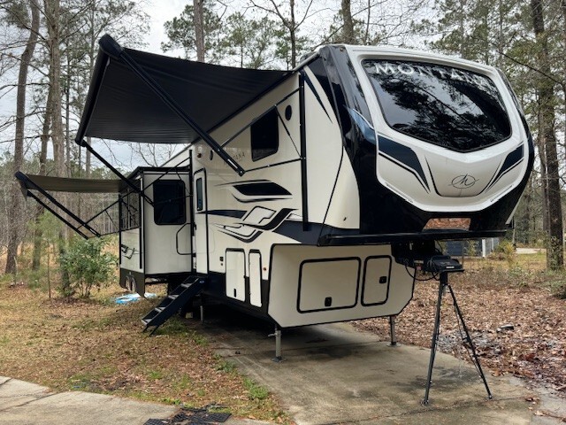 2023 Keystone MONTANA HIGH COUNTRY 351BH RV