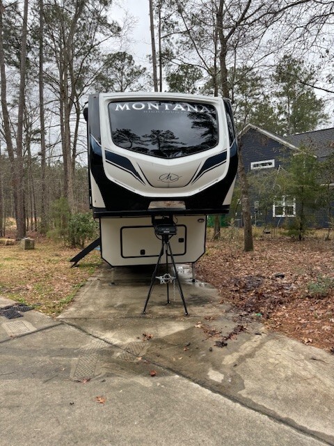 2023 Keystone MONTANA HIGH COUNTRY 351BH in summerville SC