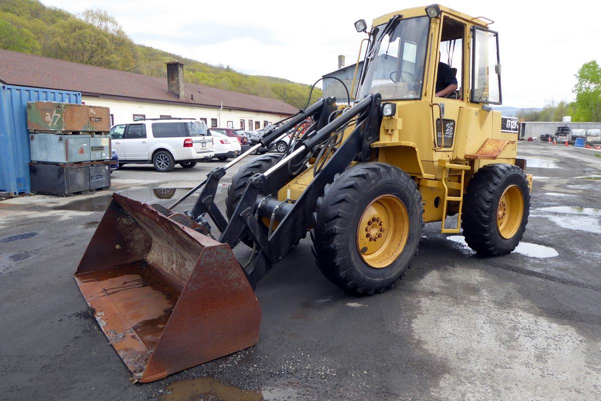 1993 CATERPILLAR IT12F in Sparrow Bush, NY