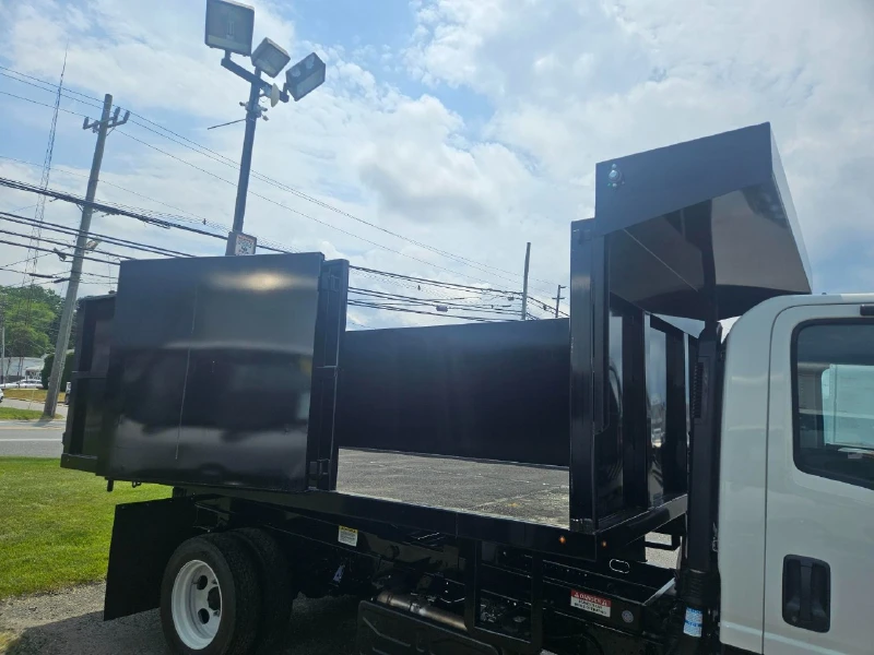 2024 HINO S5