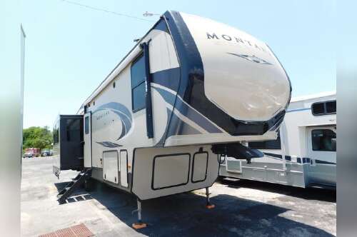 2019 Keystone Montana High Country 330RL in hudson FL
