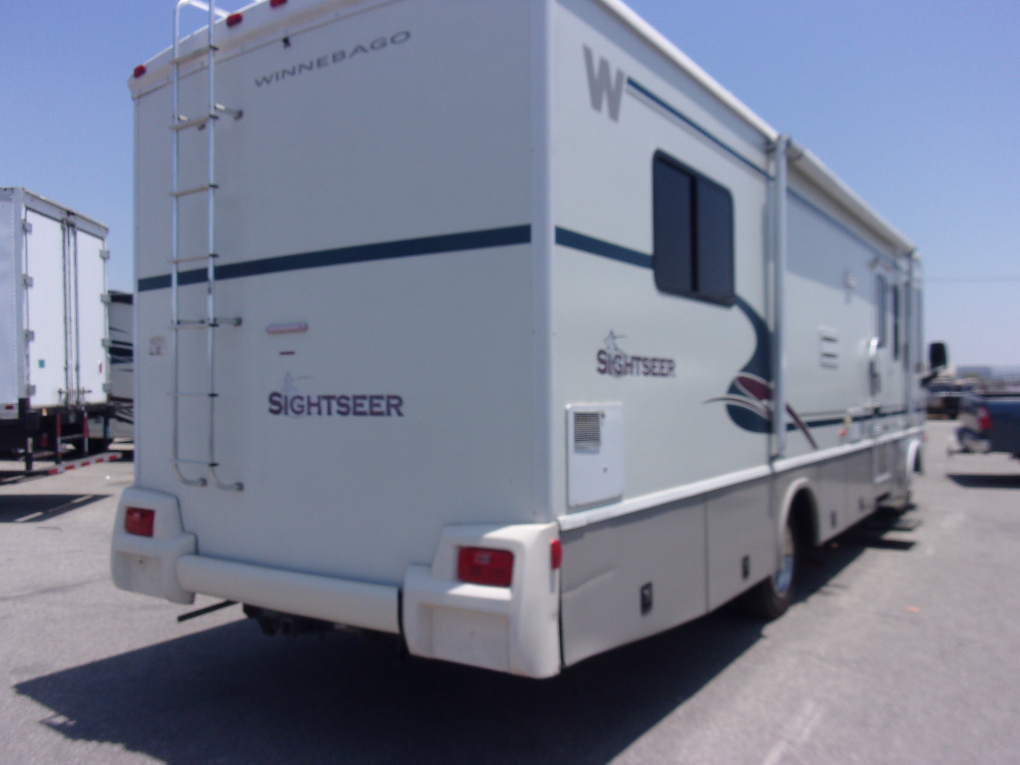 2004 Winnebago