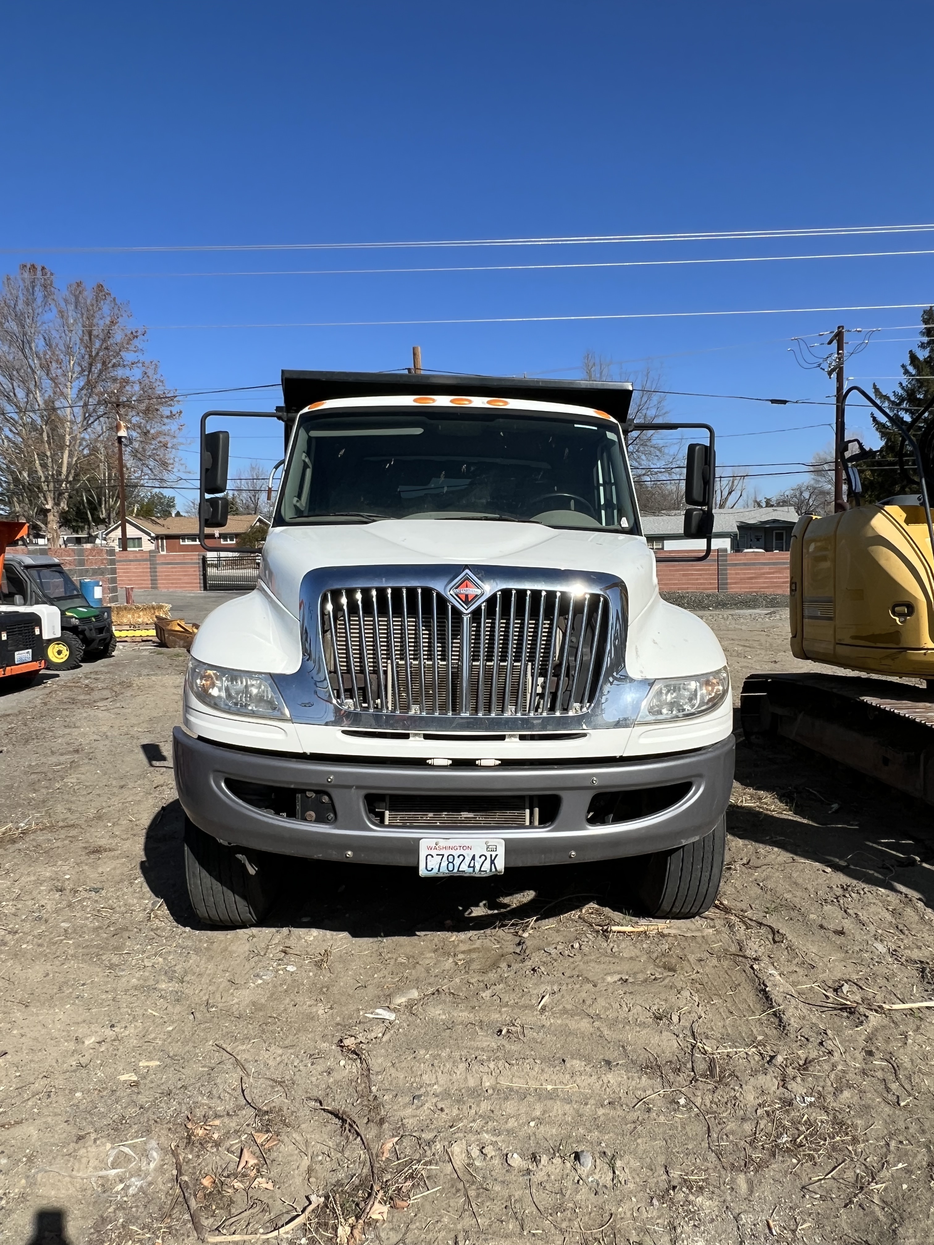 2017 INTERNATIONAL 4300 in West Richland, WA