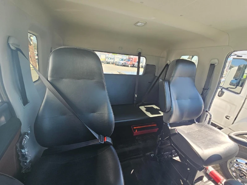 2024 HINO 22 FT ROLLBACK