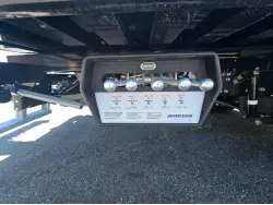 2024 HINO 22 FT ROLLBACK