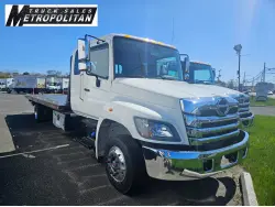 2024 HINO 22 FT ROLLBACK