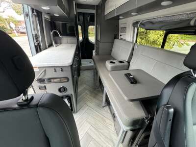 19R Freedom Elite For Sale - Thor Motor Coach RVs - RV Trader