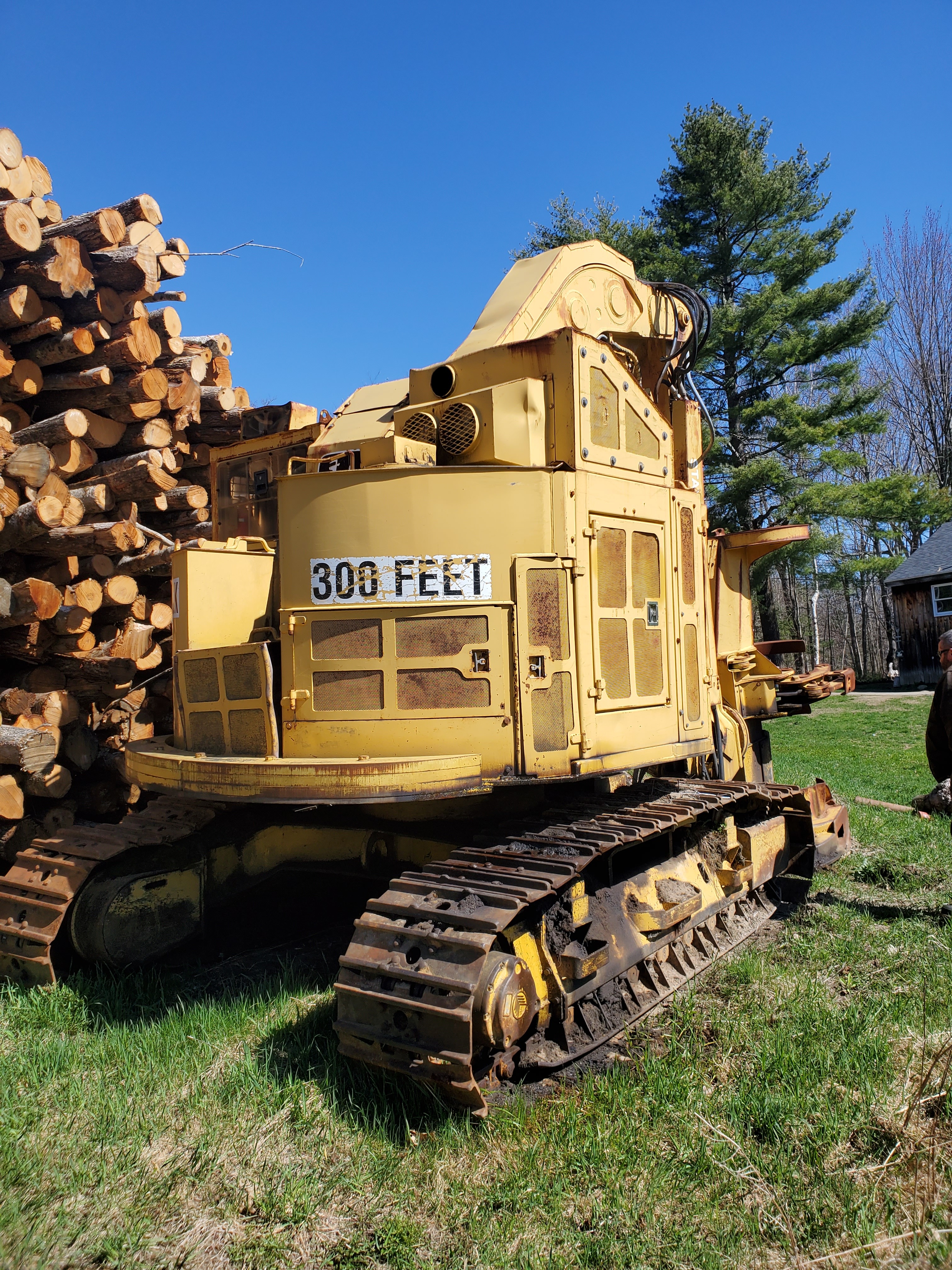 1995 JOHN DEERE 653E in Andover, NH