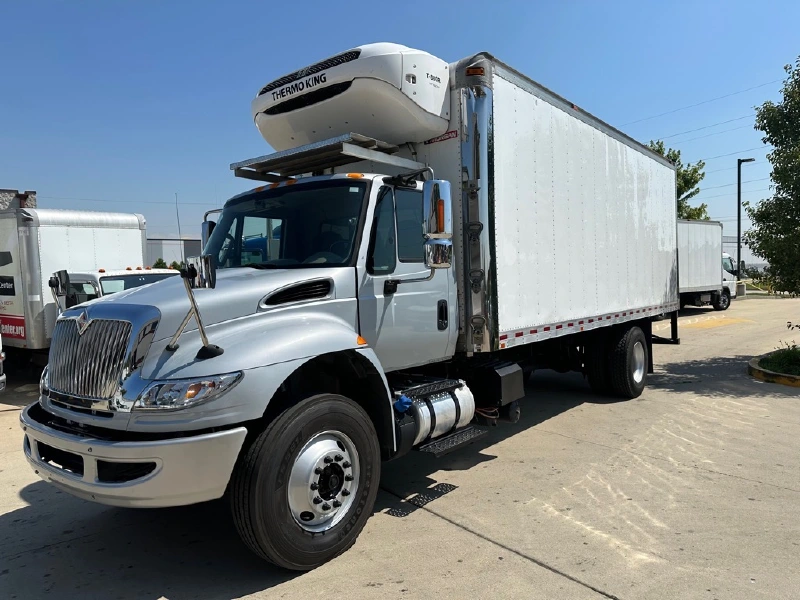 2018 INTERNATIONAL 4300