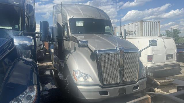 2020 Kenworth T600 in Linden, NJ