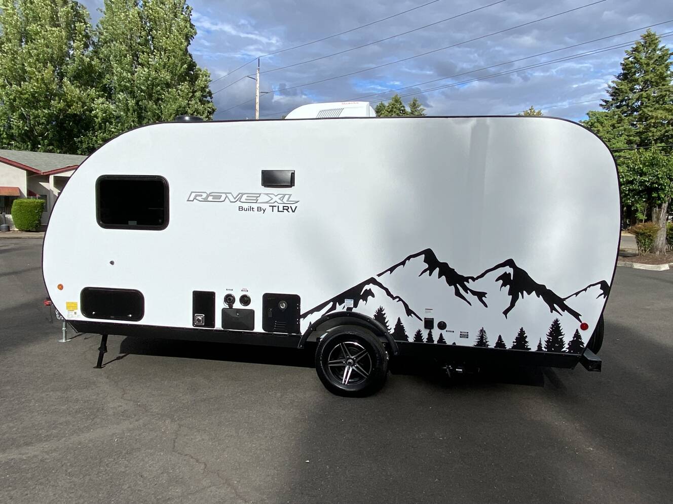 A photo of this 2024 Travel Lite Rove Lite XL 17DB