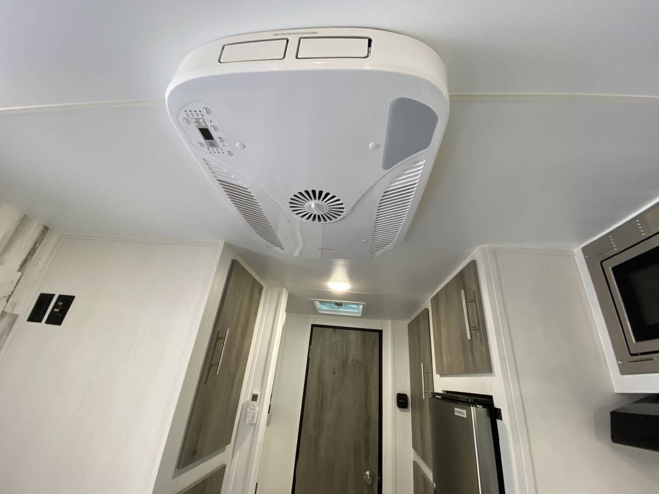 A photo of this 2024 Travel Lite Rove Lite XL 17DB