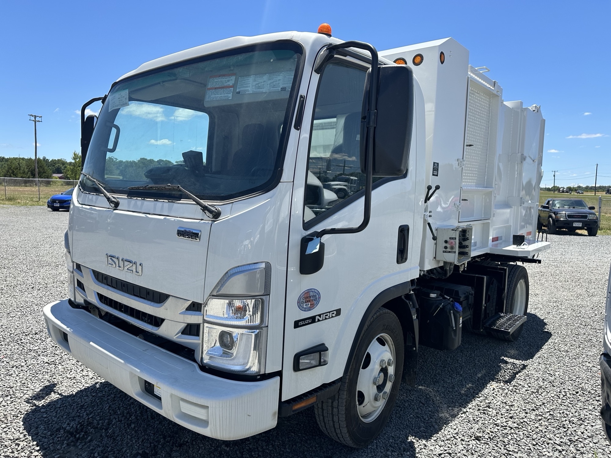 2023 ISUZU NRR in Bealeton, VA