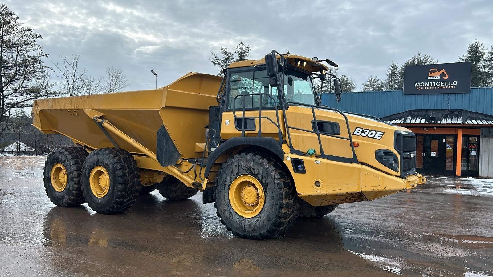 2018 BELL B30E in Monticello, NY