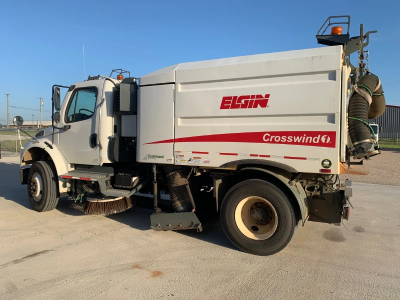 2019 ELGIN CROSSWIND 1