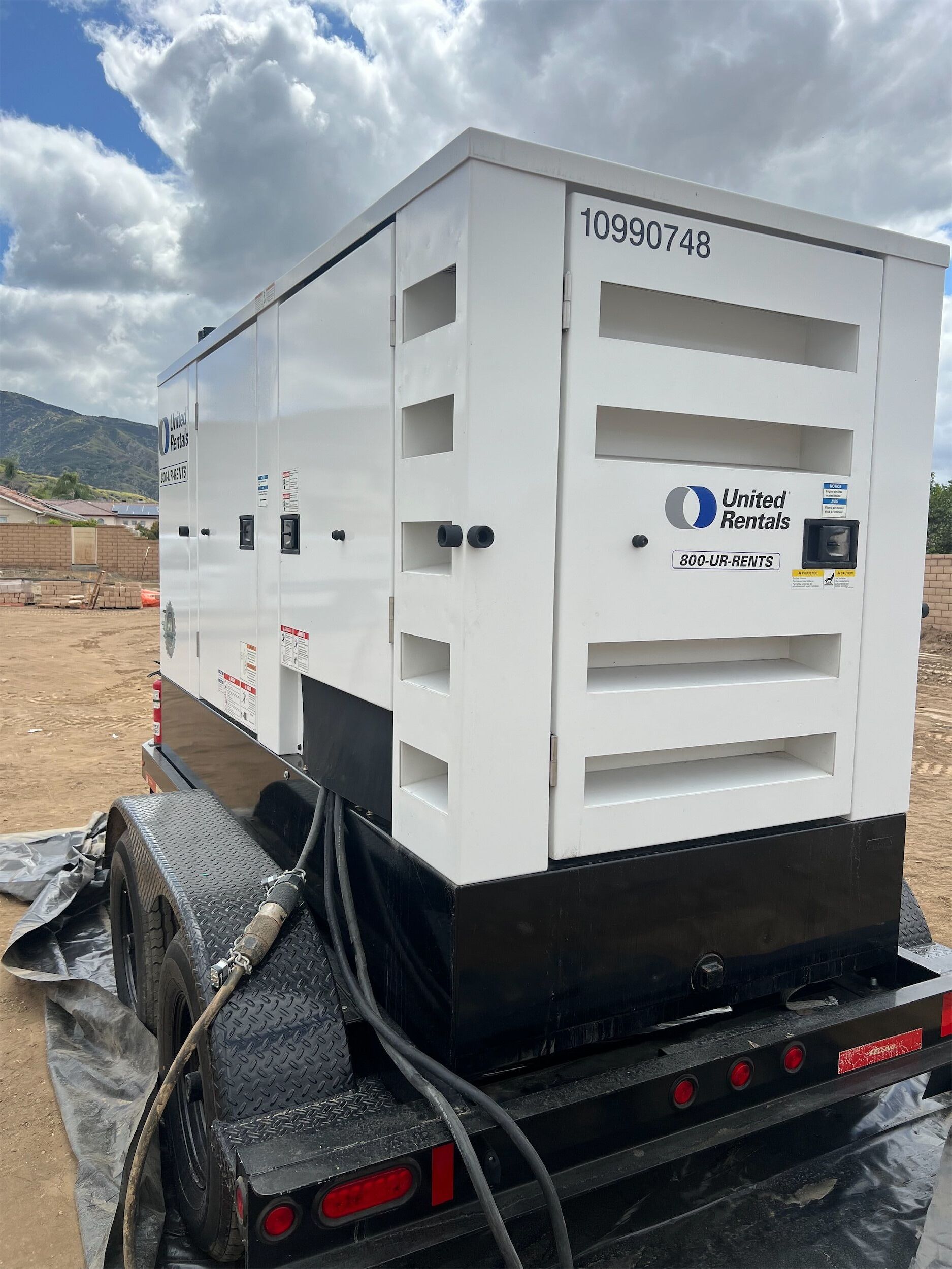 2019 CUMMINS C70D2RE Diesel Generator in Santa Paula, CA