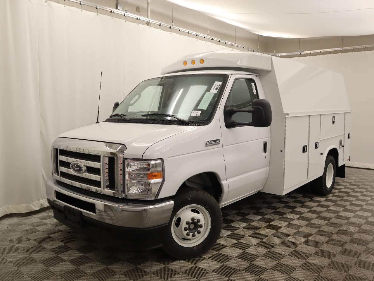2024 FORD ECONOLINE in Scottsdale, AZ
