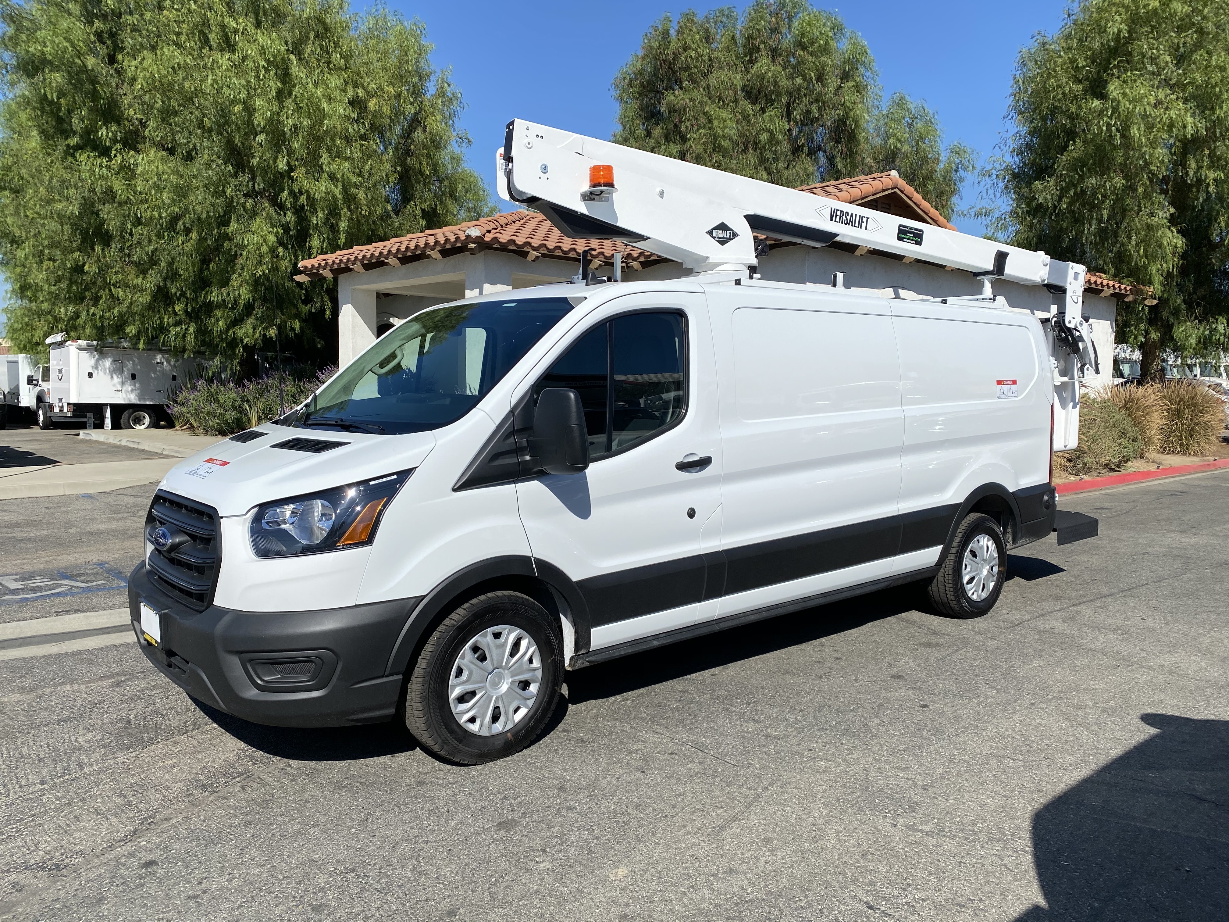 2023 VERSALIFT VANTEL-29-N in Norco, CA