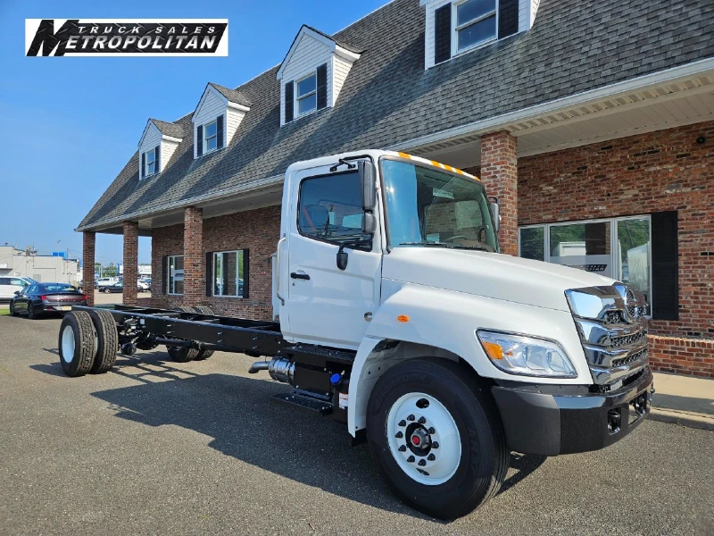 2025 HINO L6