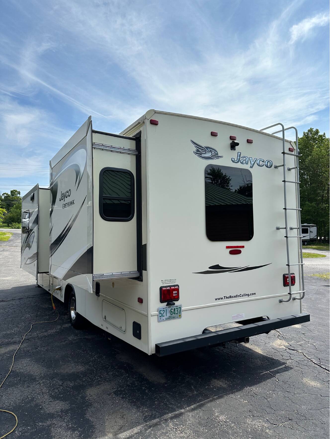 A photo of this 2015 Jayco GREYHAWK 29KS
