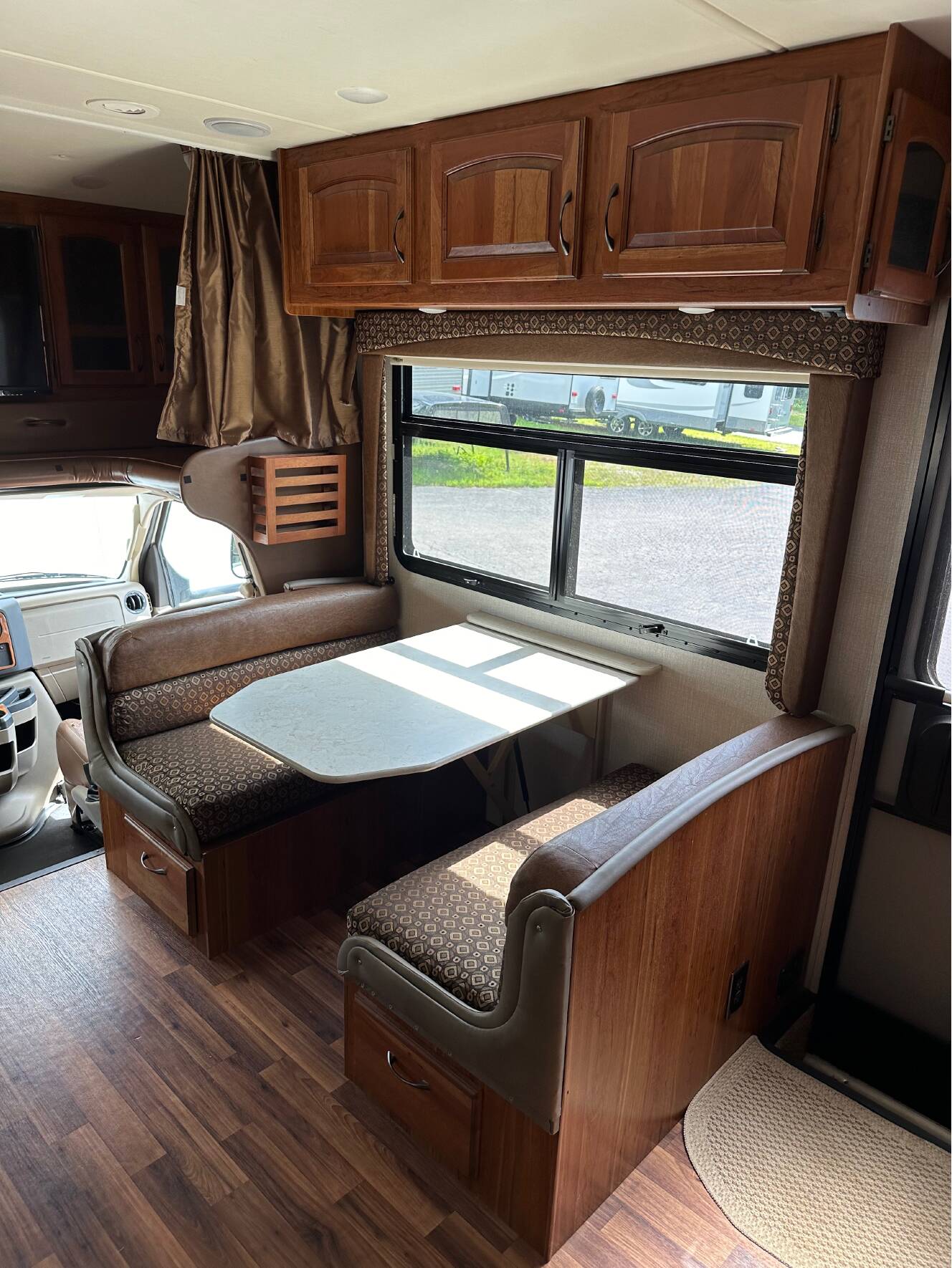 A photo of this 2015 Jayco GREYHAWK 29KS