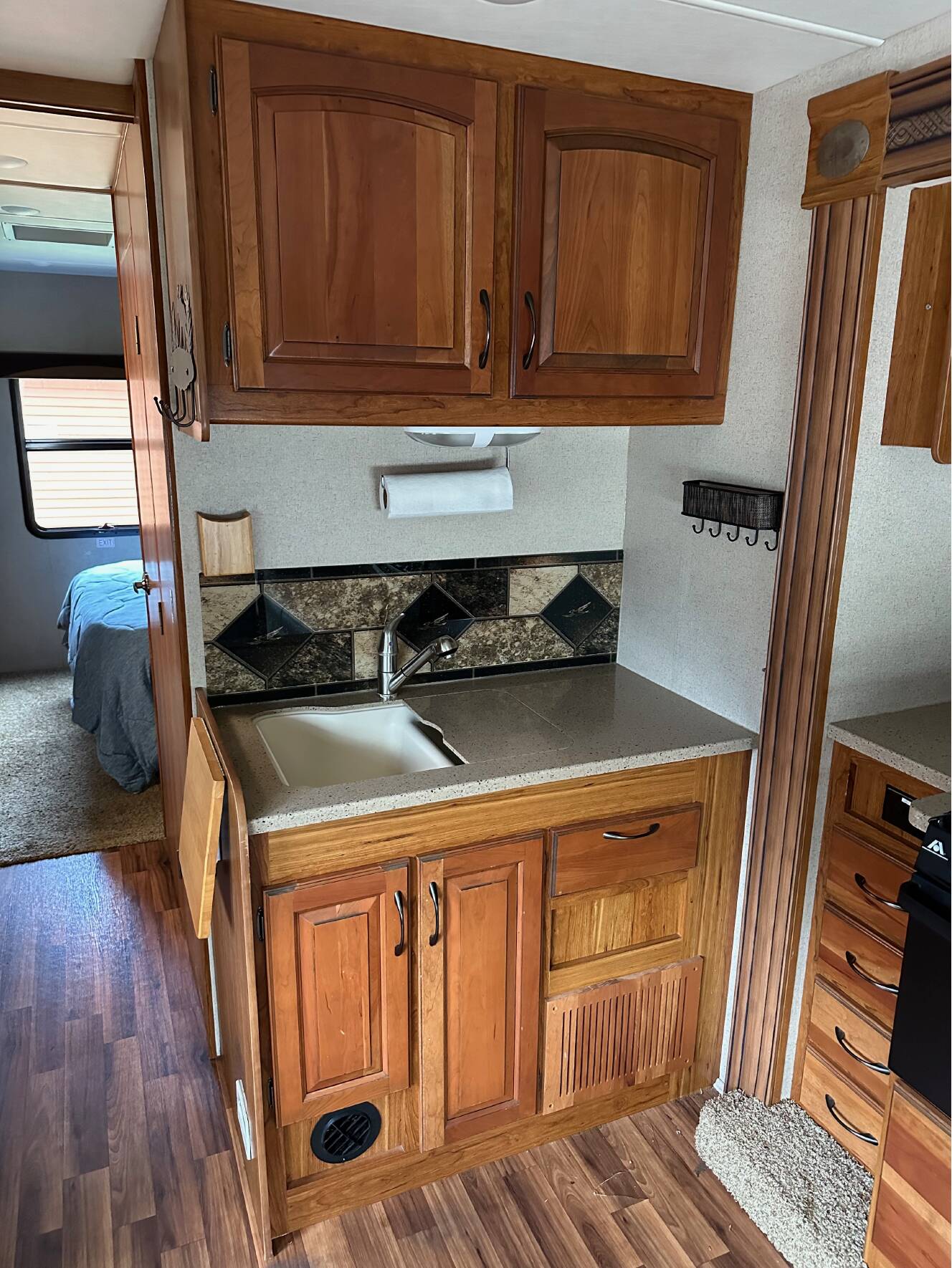 A photo of this 2015 Jayco GREYHAWK 29KS