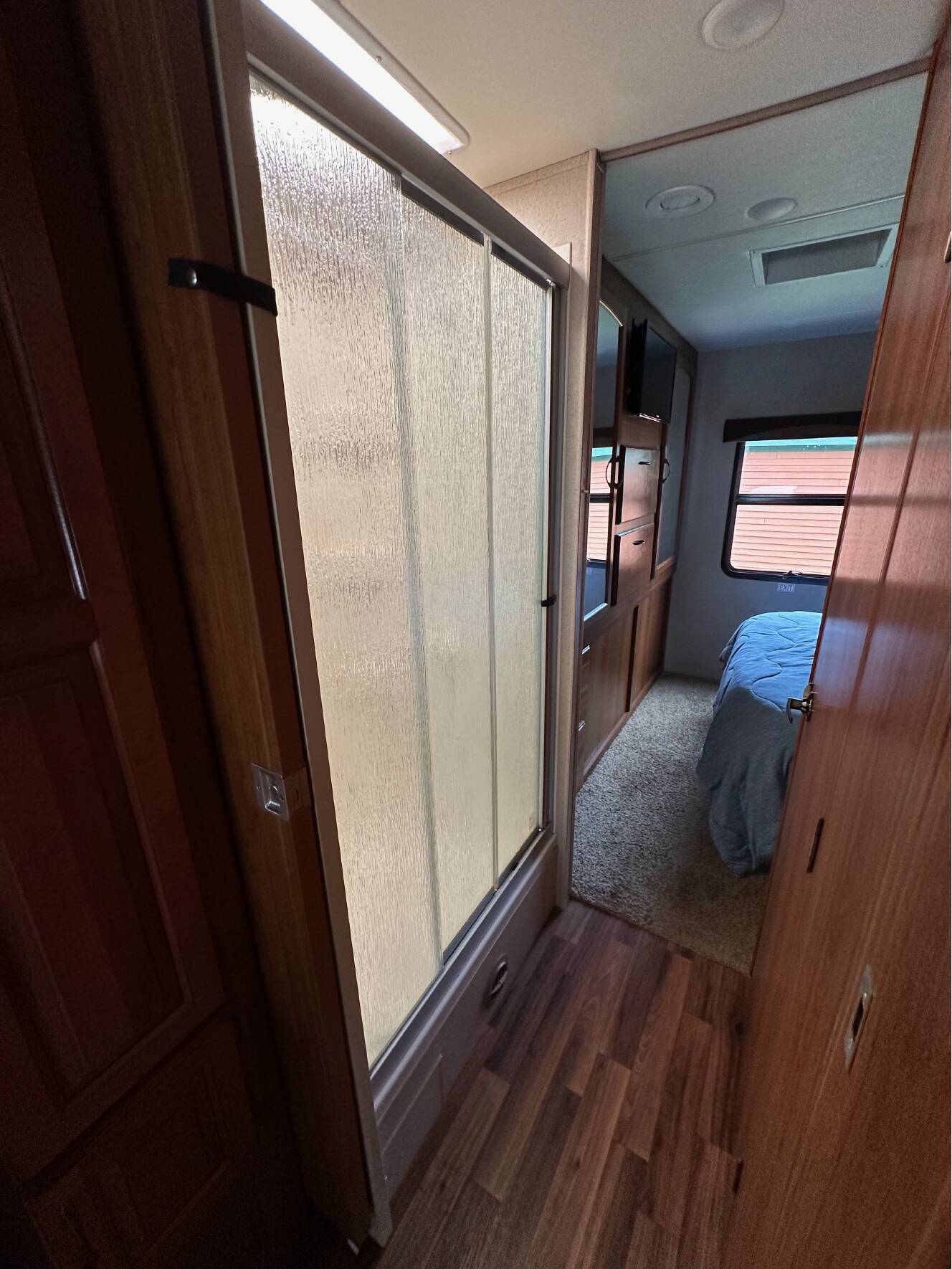A photo of this 2015 Jayco GREYHAWK 29KS