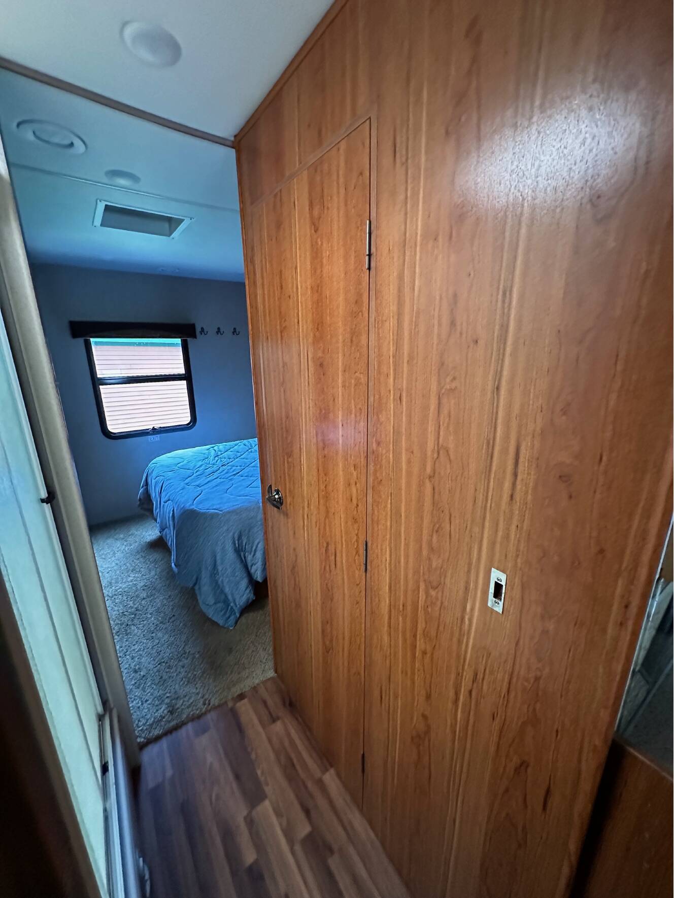 A photo of this 2015 Jayco GREYHAWK 29KS