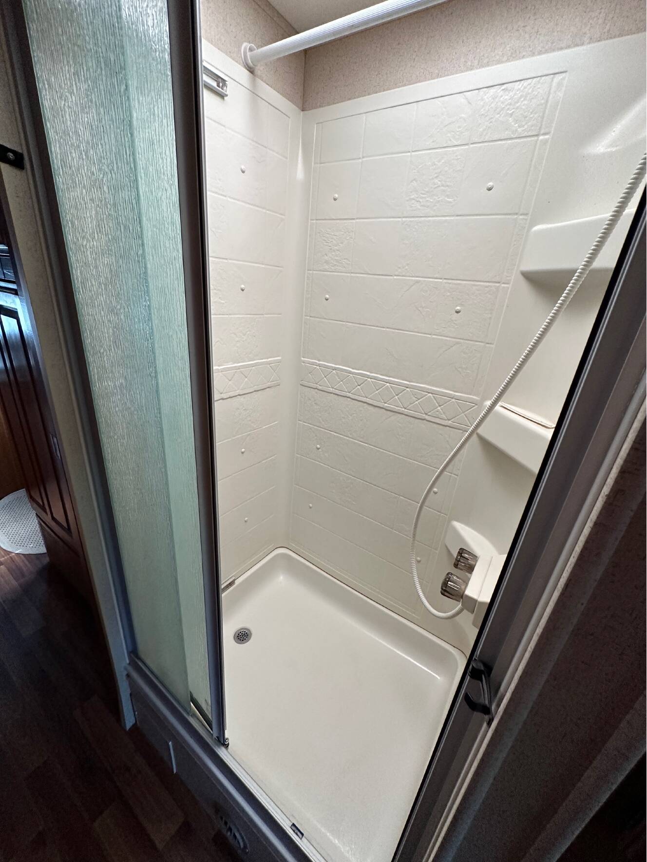 A photo of this 2015 Jayco GREYHAWK 29KS