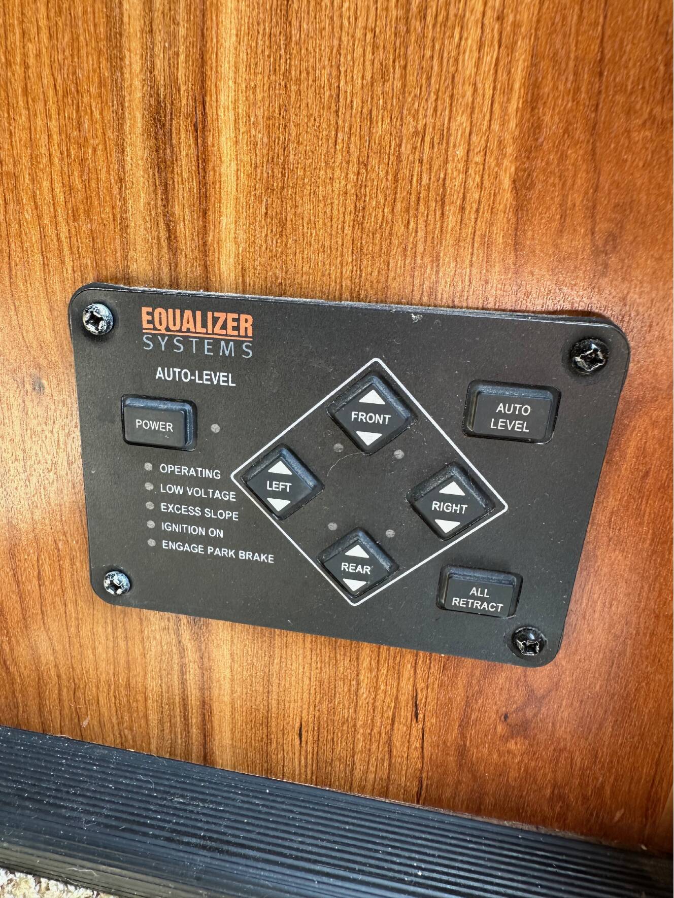 A photo of this 2015 Jayco GREYHAWK 29KS