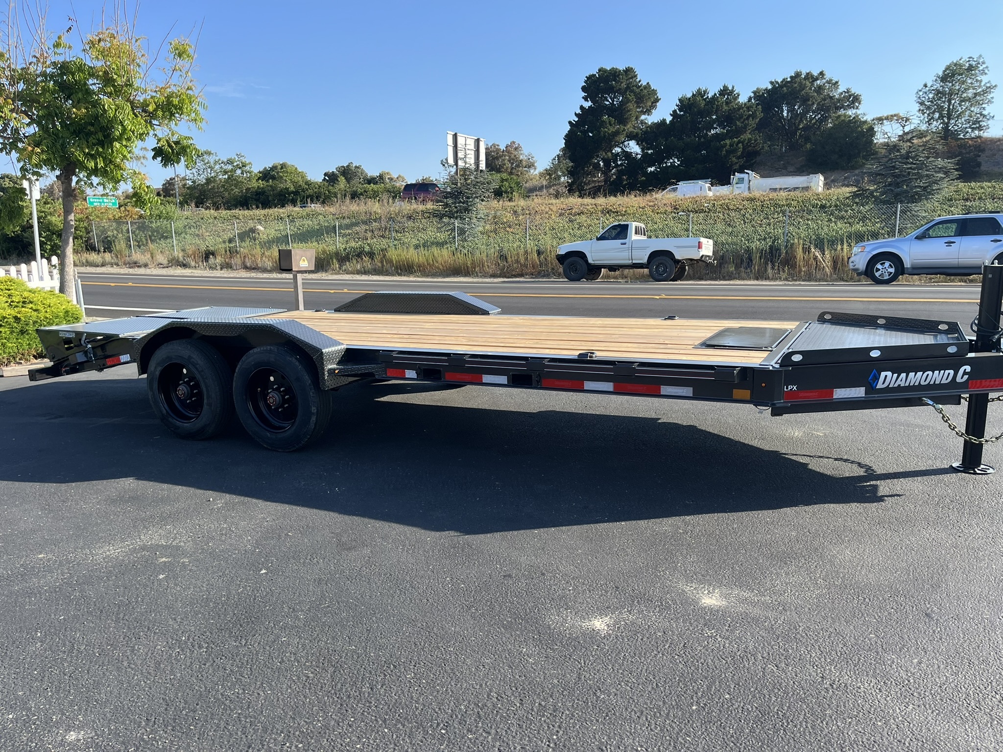 2024 DIAMOND C DIAMOND C 7X20 LPX210 LOW PROFILE EQUIPMENT TRAILER in Arroyo Grande, CA