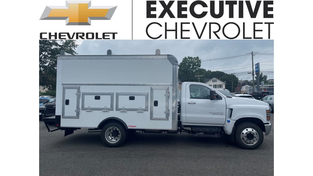 2024 CHEVROLET SILVERADO 5500HD in Wallingford, CT