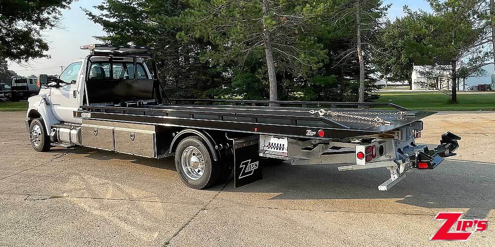 2024 FORD F650 in New Hampton, IA