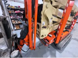 2015 JLG X600AJ