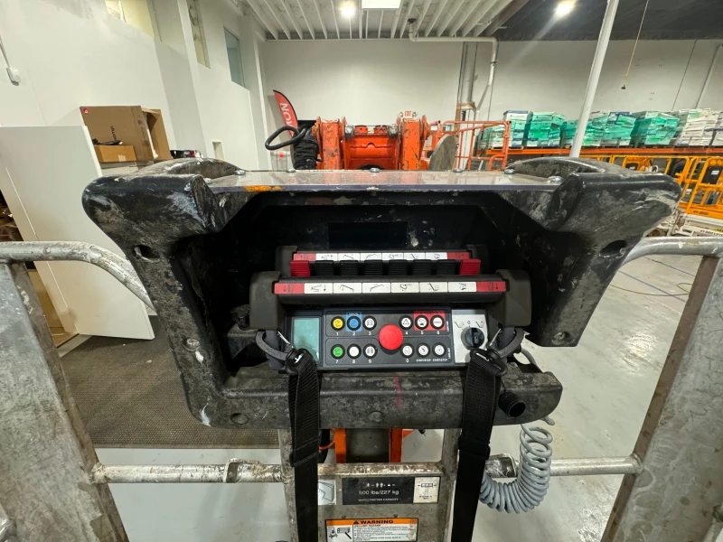 2015 JLG X600AJ
