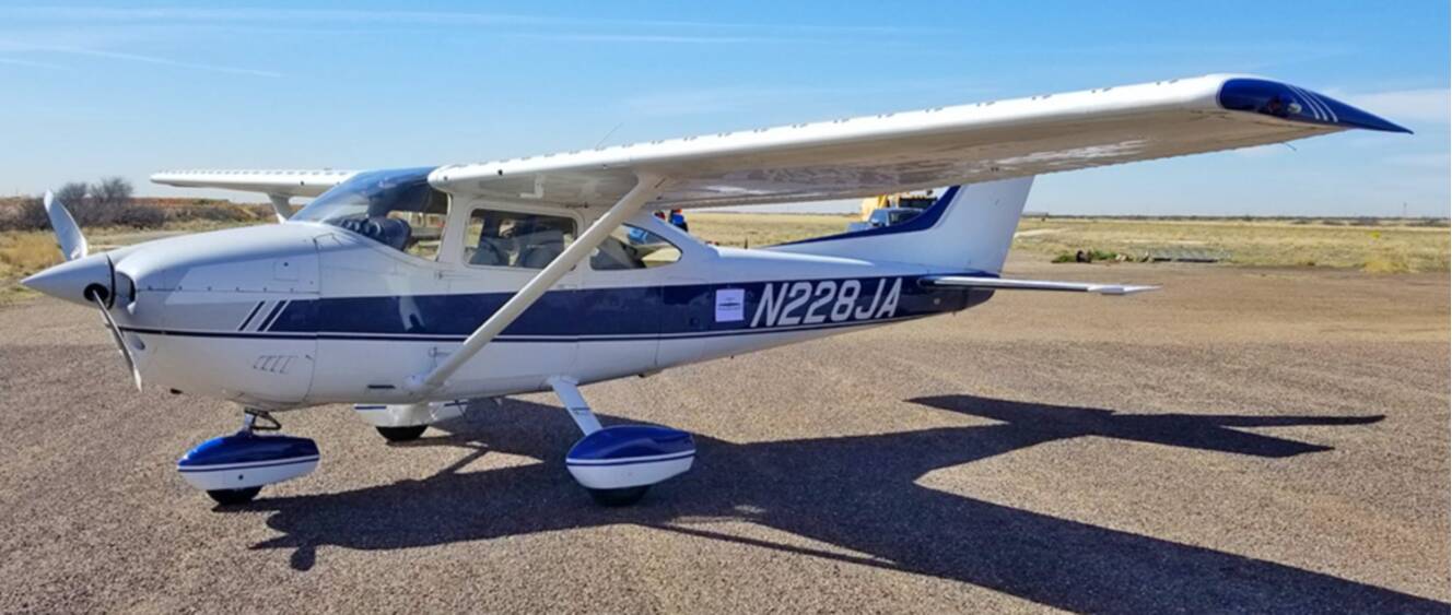 A photo of this 1976 Cessna 182 Skylane